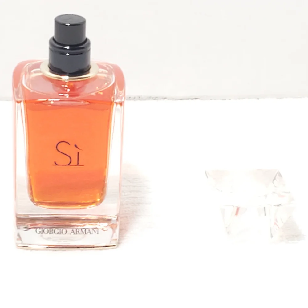 Si by Giorgio Armani Women's Perfume 1.7 oz / 50ml Eau de Parfum Spray France - Picture 2 of 8